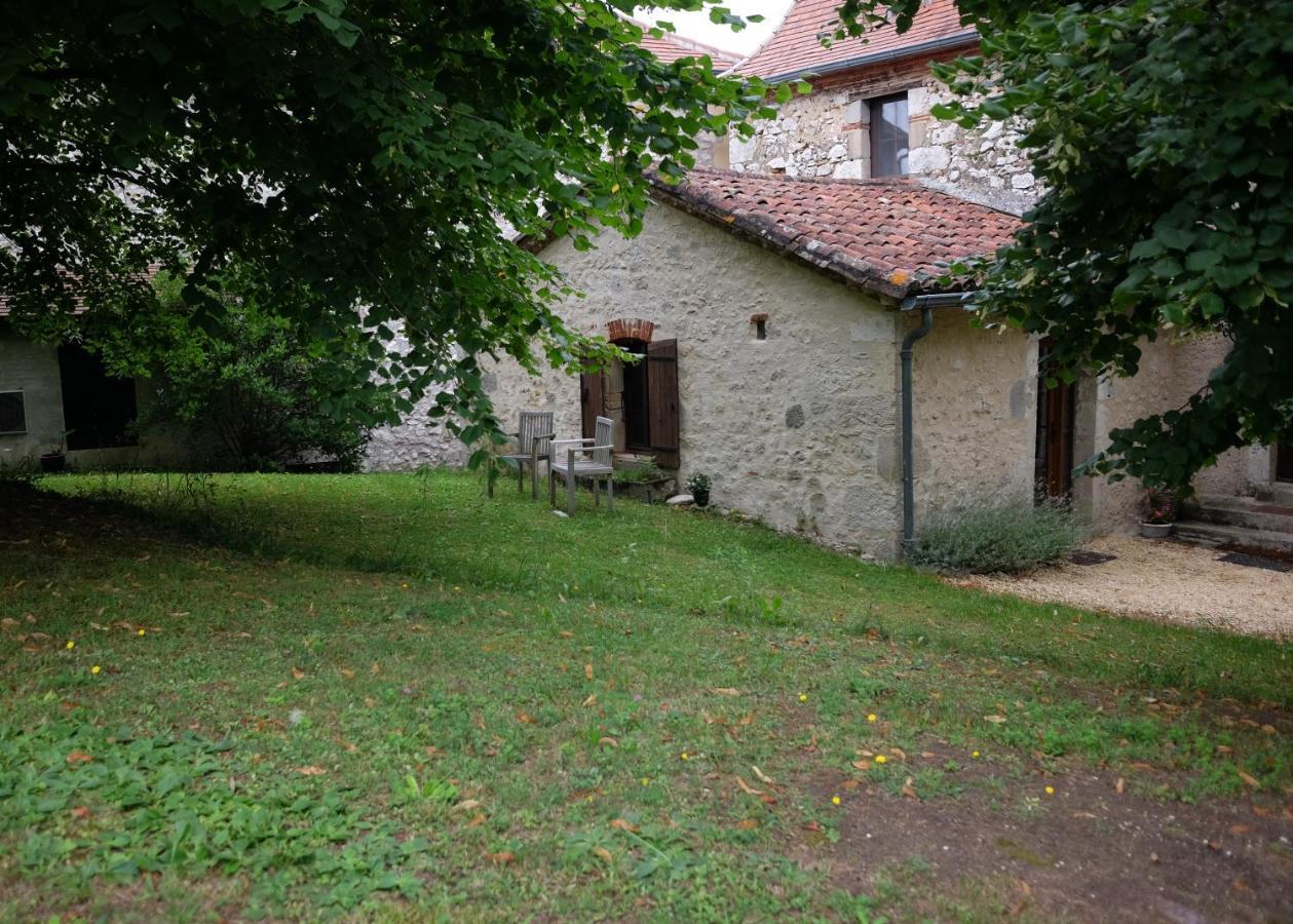 La Bastide Portoly B&B Pruneaux Penne-dʼAgenais Extérieur photo